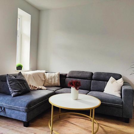 ארפורט Neu Sanierte Wohnung Mit Balkon Und Stellplatz מראה חיצוני תמונה