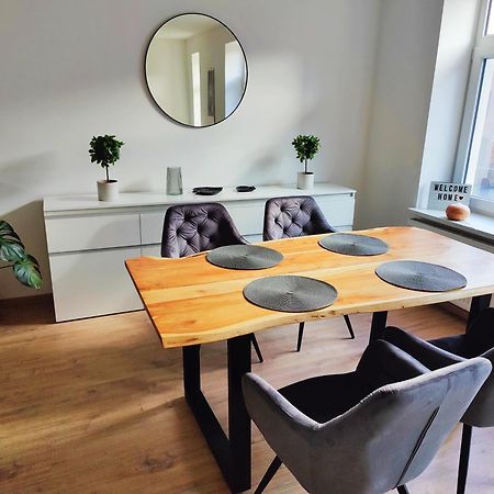 ארפורט Neu Sanierte Wohnung Mit Balkon Und Stellplatz מראה חיצוני תמונה