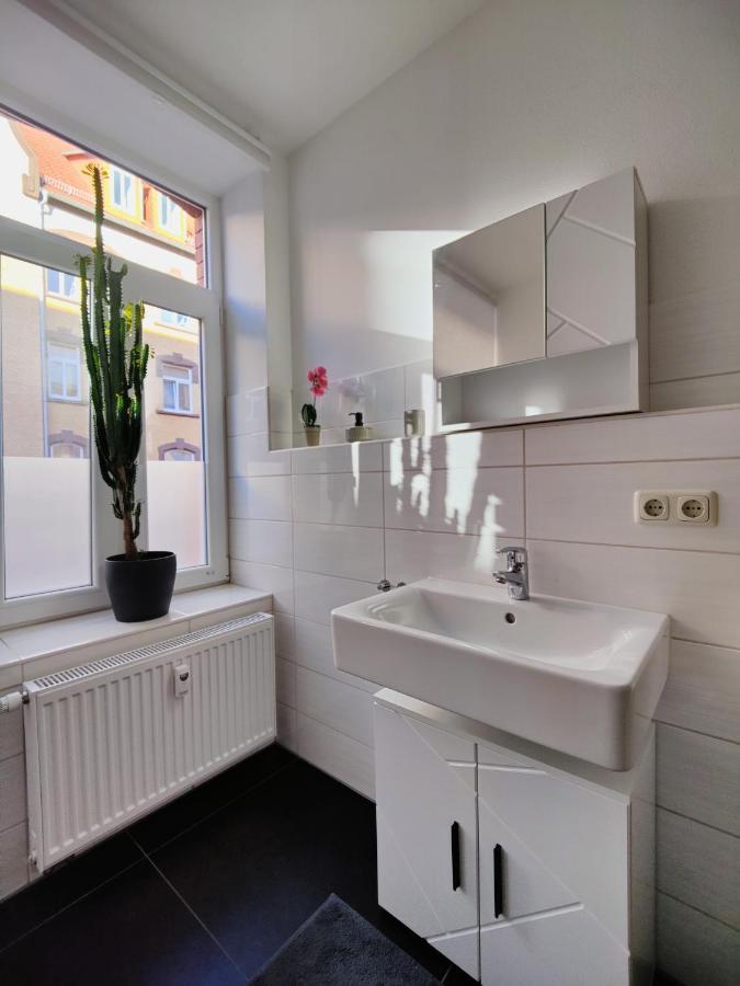 ארפורט Neu Sanierte Wohnung Mit Balkon Und Stellplatz מראה חיצוני תמונה