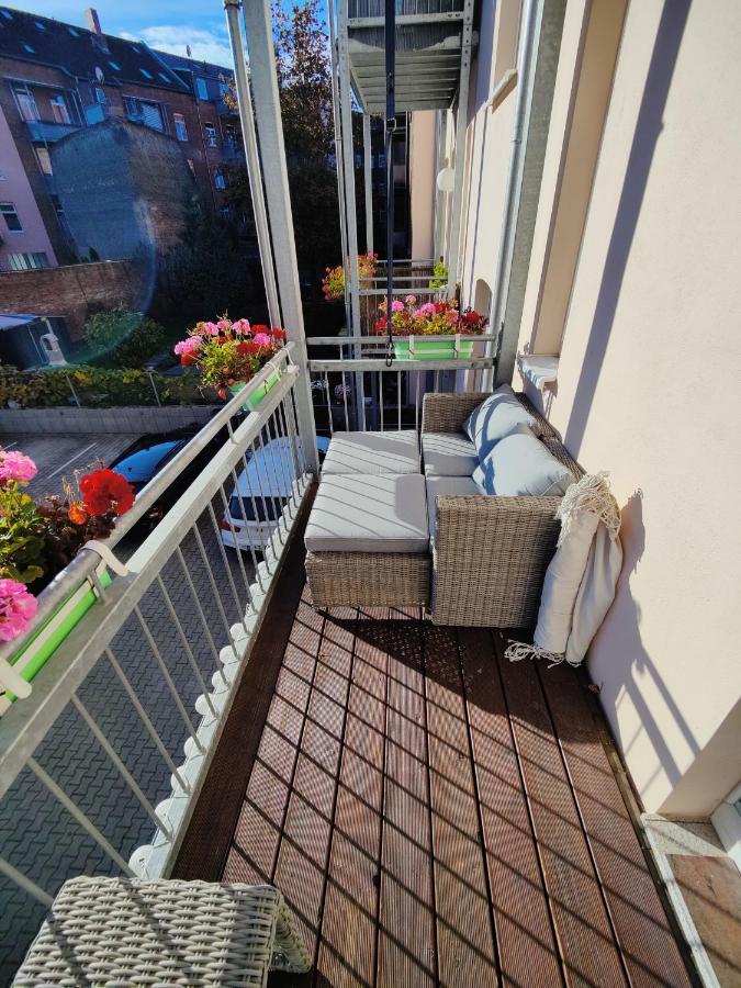 ארפורט Neu Sanierte Wohnung Mit Balkon Und Stellplatz מראה חיצוני תמונה