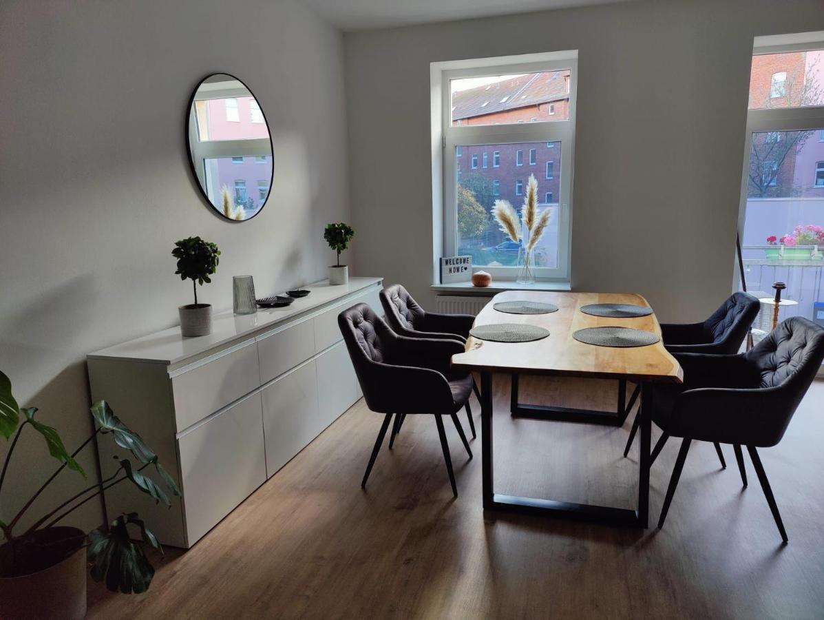 ארפורט Neu Sanierte Wohnung Mit Balkon Und Stellplatz מראה חיצוני תמונה