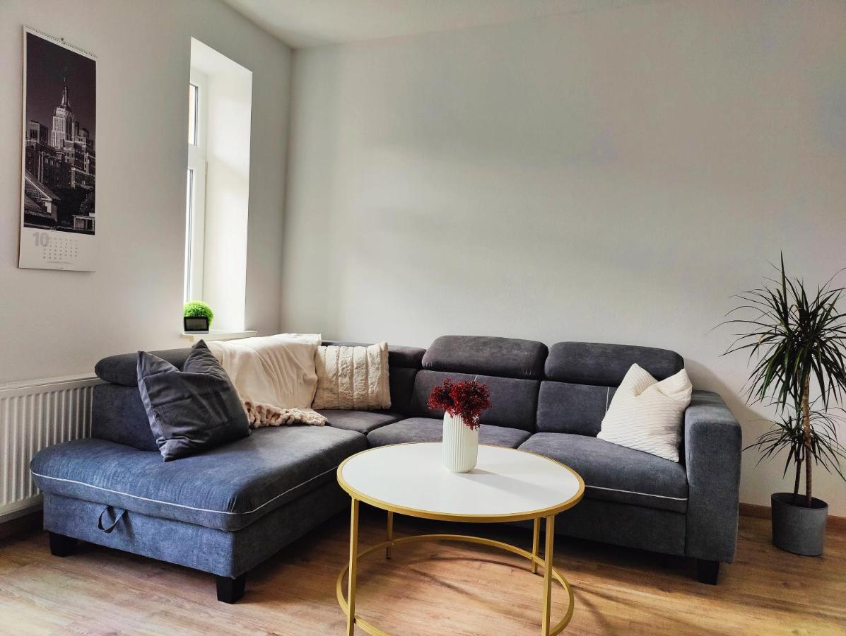 ארפורט Neu Sanierte Wohnung Mit Balkon Und Stellplatz מראה חיצוני תמונה